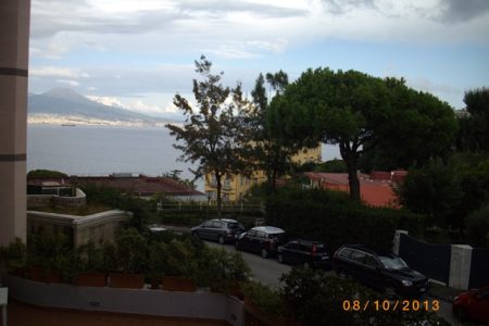Napoli Via Petrarca Parco Ruffo - Appartamento con balconate panoramiche