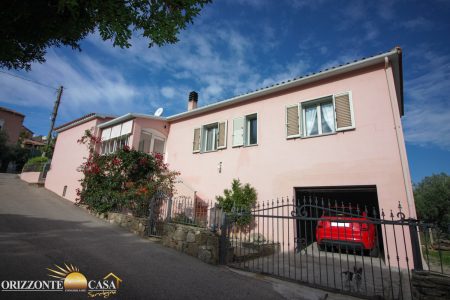 Sardegna Budoni – Casa indipendente con garage a Tamarispa