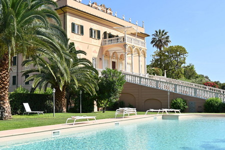 Finale Ligure – In Villa Buraggi prestigiosa residenza storica di 260 mq